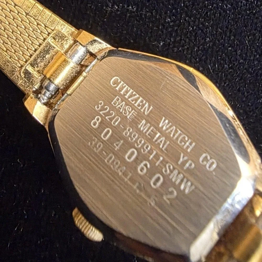 VTG Citizen Quartz Women Watch‎ Gold Tone Bracelet Japan 3220-899911 New Battery